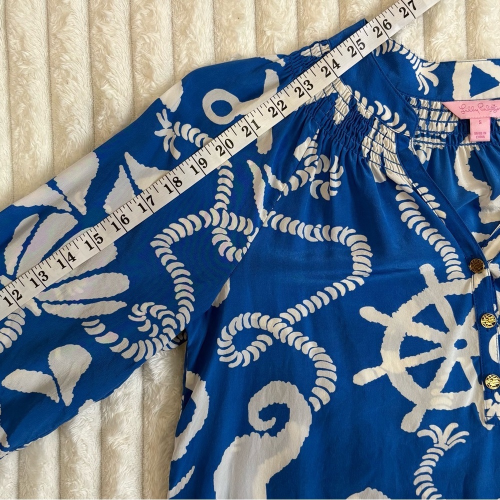LILLY PULITZER Elsa Silk Top Blue Dock Hopper Print Size Small Nautical Blouse - Picture 9 of 9